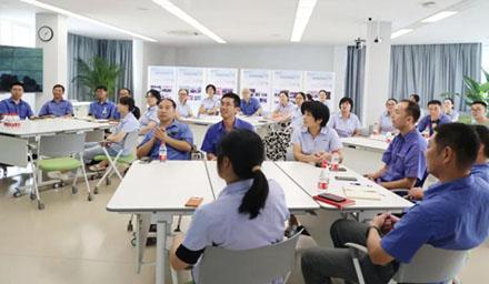 孩子的成长，除了老师，还有……